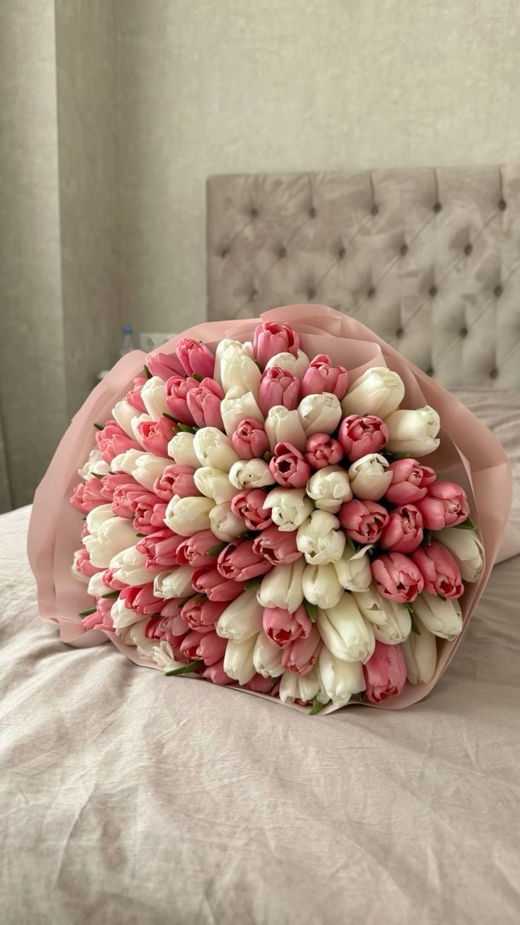 "Annett" Tulips Bouquet