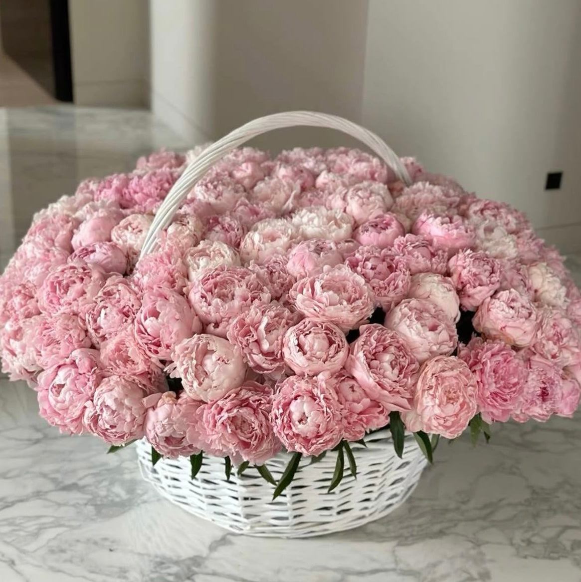 Peonies Basket XL