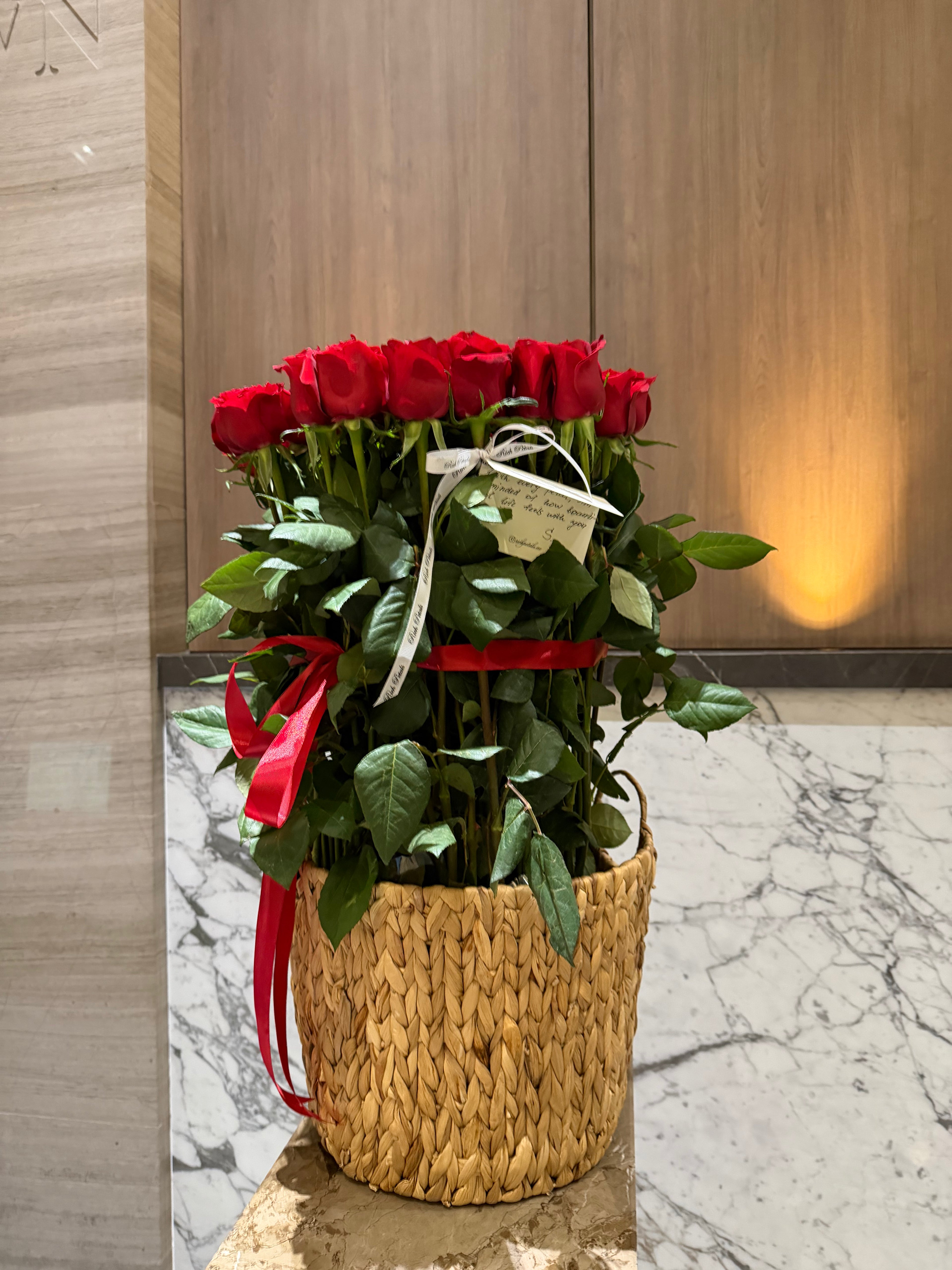 Tall roses is Basket